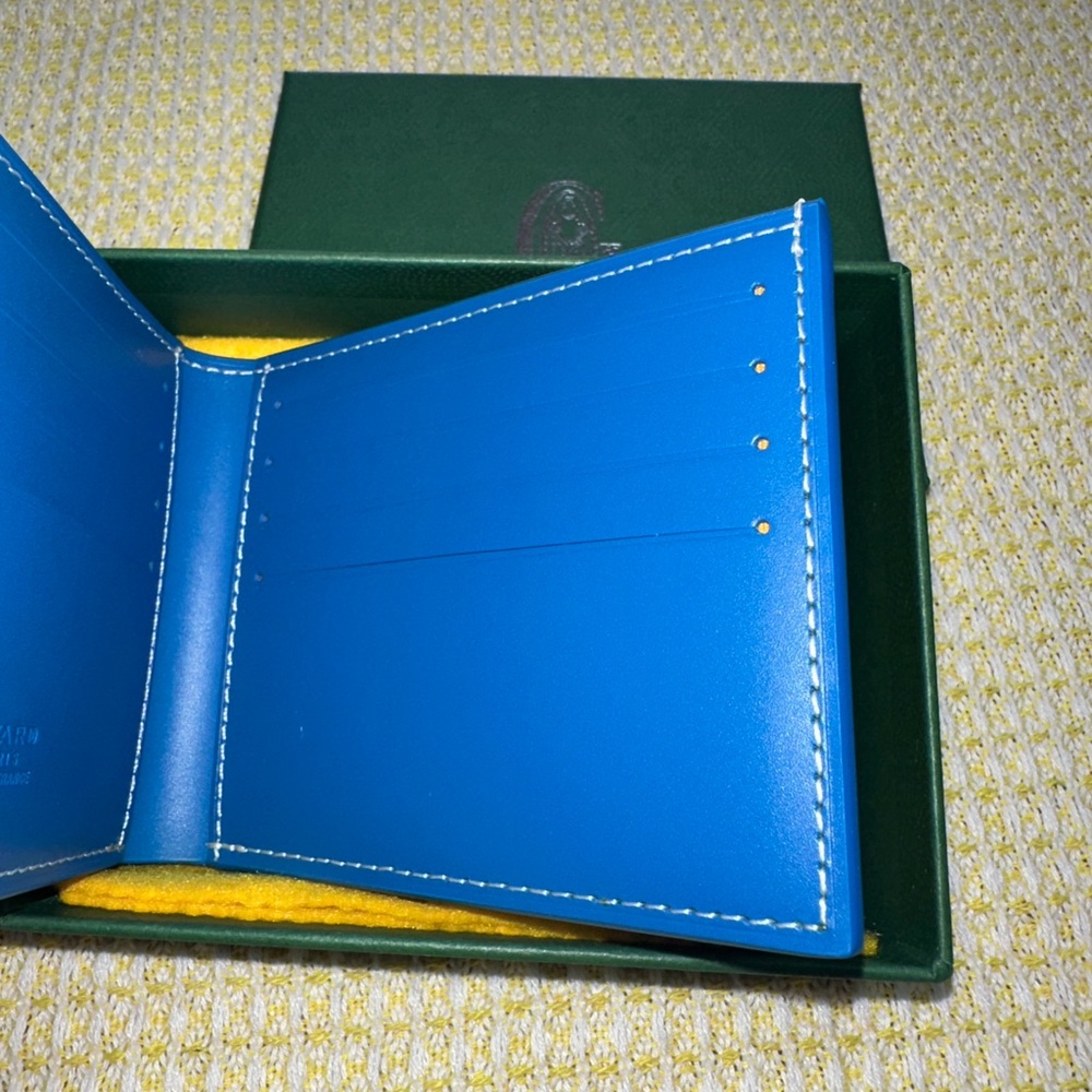 Brand-new Goyard light blue wallet - Picture 3 of 9